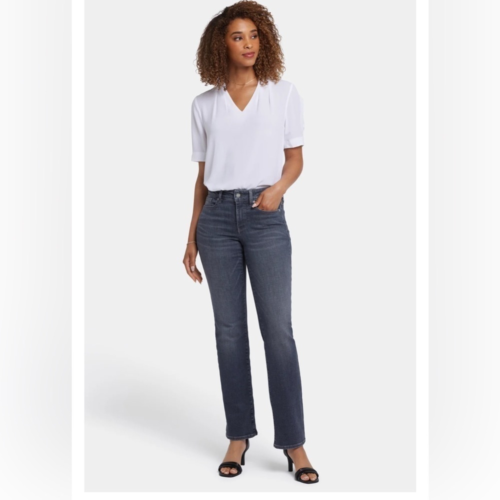 NYDJ Marilyn Uplift Straight Jeans in Eastlake Greyish Light Black size 14W